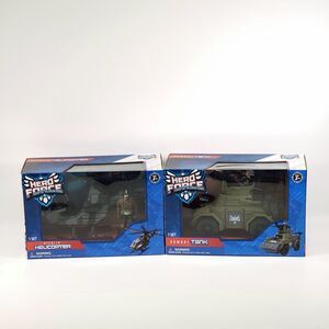 NEW Hero Force Stealth Helicopter & Combat Tank‎ Set with Pilot & Driver Figures